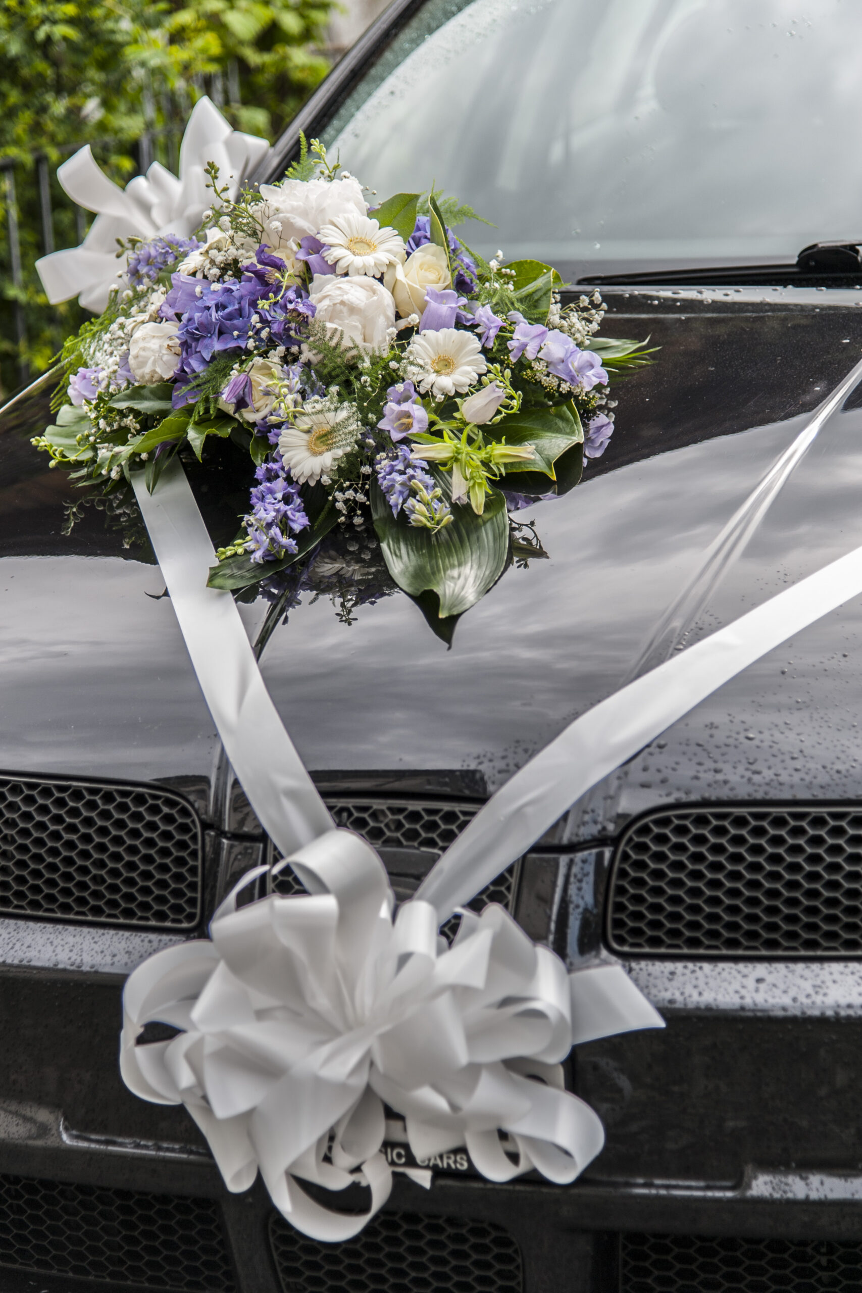 Hochzeitsfloristik – Autodekoration